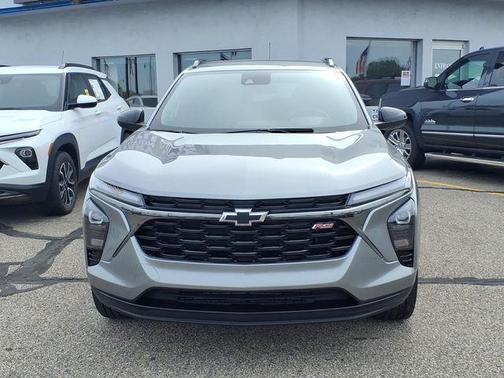 Sterling Gray Metallic 2024 Chevrolet Trax 2RS