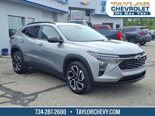 Sterling Gray Metallic 2024 Chevrolet Trax 2RS