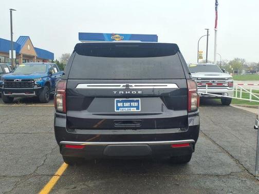 Dark Ash Metallic 2022 Chevrolet Tahoe LS