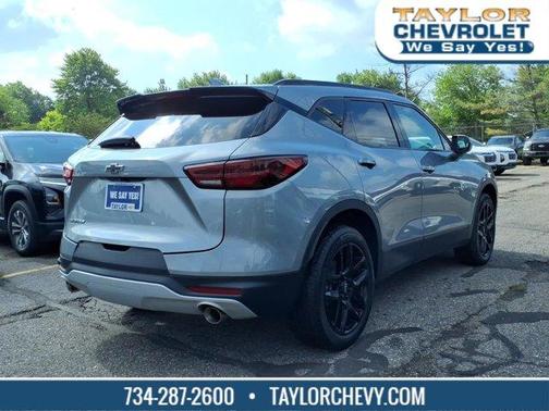 Sterling Gray Metallic 2023 Chevrolet Blazer 2LT