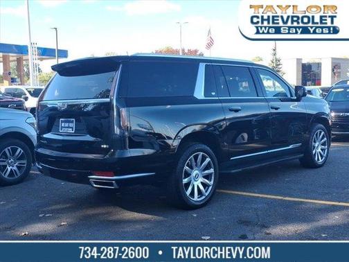 2024 Cadillac Escalade ESV Luxury