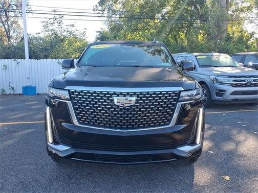 2024 Cadillac Escalade ESV Luxury