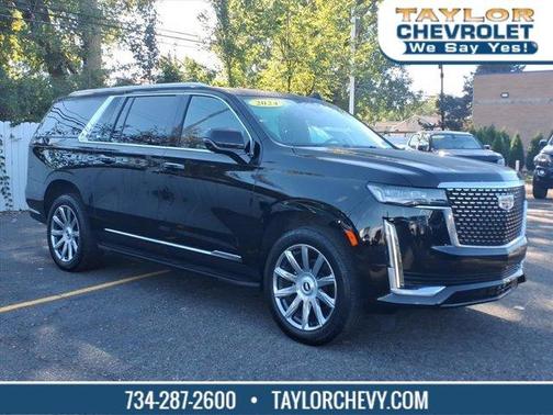 2024 Cadillac Escalade ESV Luxury