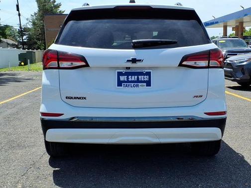 Summit White 2023 Chevrolet Equinox RS
