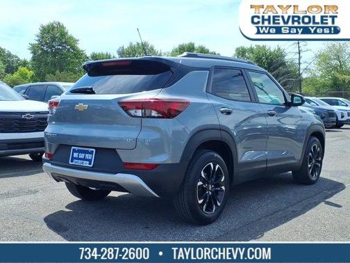 Sterling Gray Metallic 2023 Chevrolet Trailblazer LT