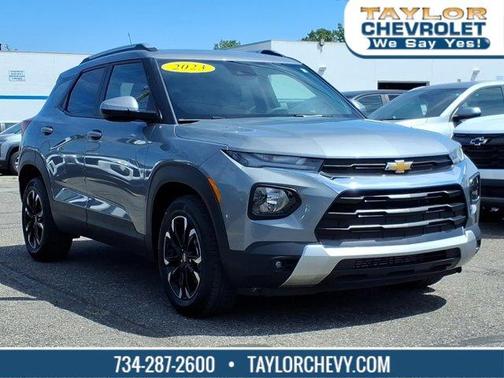 Sterling Gray Metallic 2023 Chevrolet Trailblazer LT