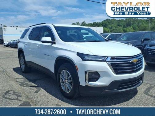Summit White 2023 Chevrolet Traverse LT Cloth