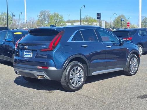 2020 Cadillac XT4 Premium Luxury
