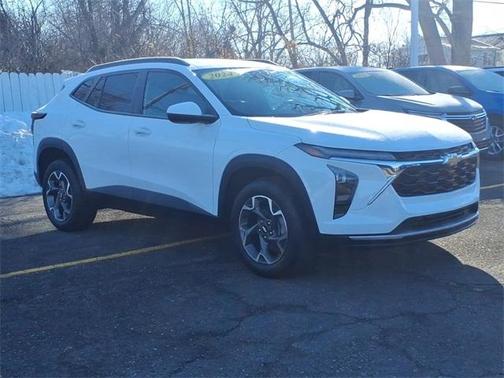 2024 Chevrolet Trax LT