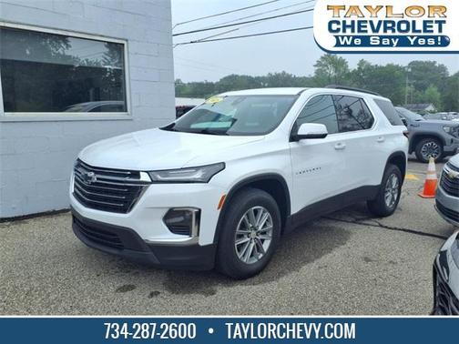 2023 Chevrolet Traverse LT Cloth