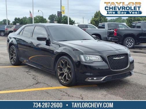 2018 Chrysler 300 S