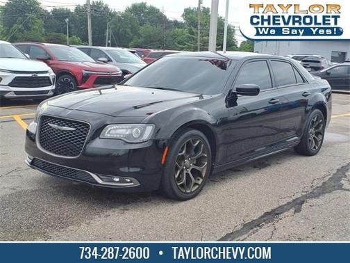 2018 Chrysler 300 S