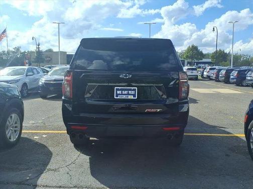 2024 Chevrolet Suburban RST