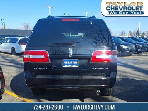 Black 2010 Lincoln Navigator L