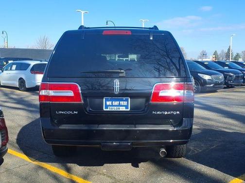 2010 Lincoln Navigator L