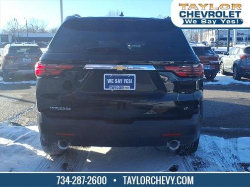 2023 Chevrolet Traverse LT Cloth
