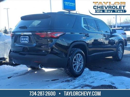 2023 Chevrolet Traverse LT Cloth