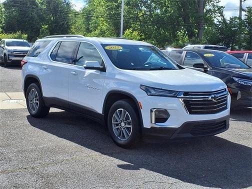 2022 Chevrolet Traverse LT Cloth