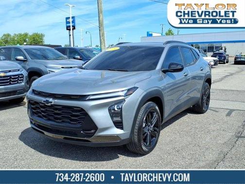 Sterling Gray Metallic 2024 Chevrolet Trax ACTIV
