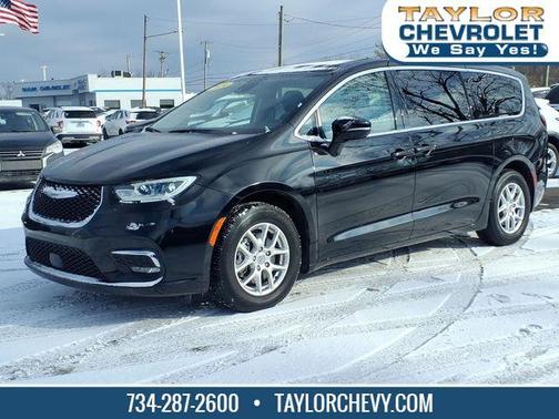 2024 Chrysler Pacifica Touring-L