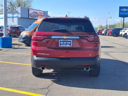 2023 Chevrolet Traverse LT Cloth