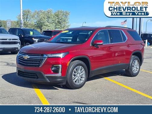 2023 Chevrolet Traverse LT Cloth