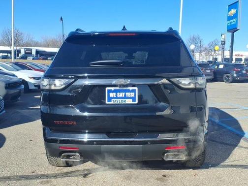 2021 Chevrolet Traverse Premier