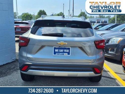2024 Chevrolet Trax LT
