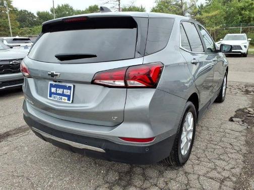 Sterling Gray Metallic 2024 Chevrolet Equinox LT