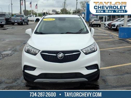 Summit White 2019 Buick Encore Preferred