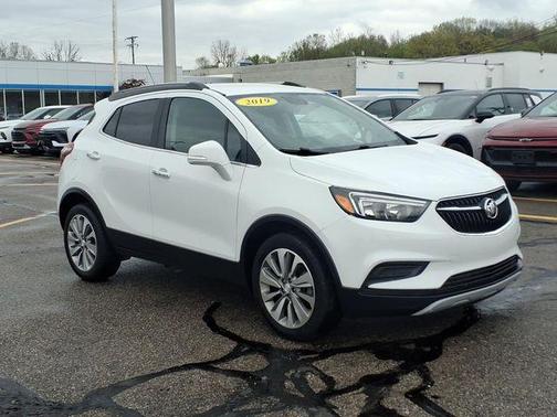 Summit White 2019 Buick Encore Preferred