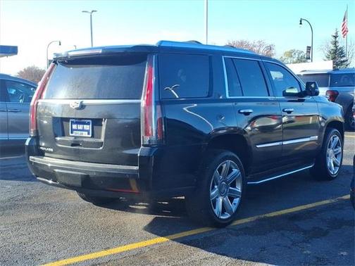 2017 Cadillac Escalade Luxury