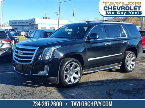 2017 Cadillac Escalade Luxury