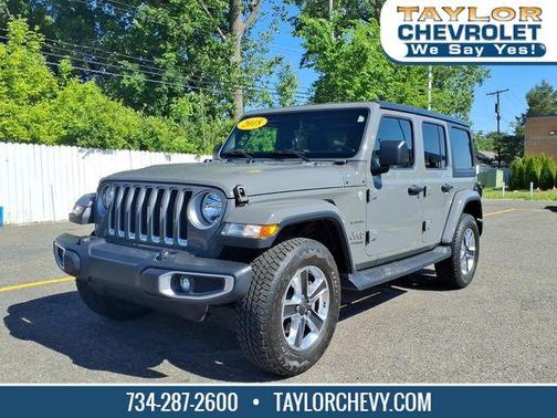 Sting Gray Clearcoat 2018 Jeep Wrangler Unlimited Sahara
