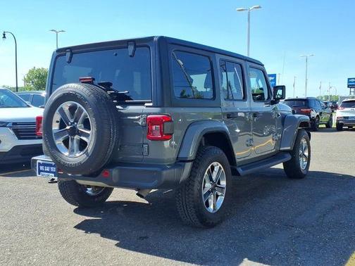 Sting Gray Clearcoat 2018 Jeep Wrangler Unlimited Sahara