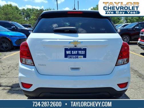 Summit White 2020 Chevrolet Trax LS
