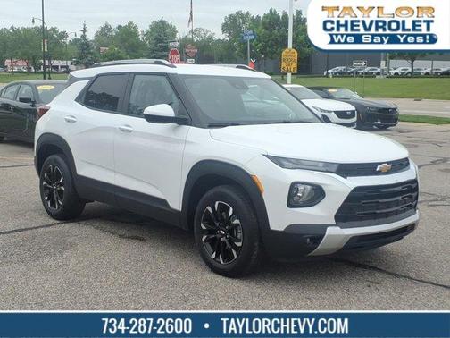 Summit White 2023 Chevrolet Trailblazer LT