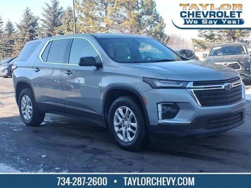 Sterling Gray Metallic 2023 Chevrolet Traverse LS