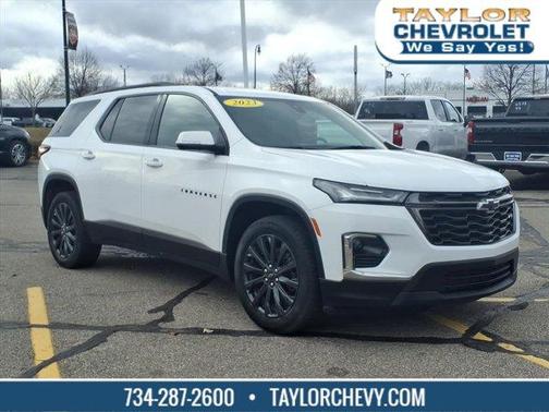 2023 Chevrolet Traverse RS