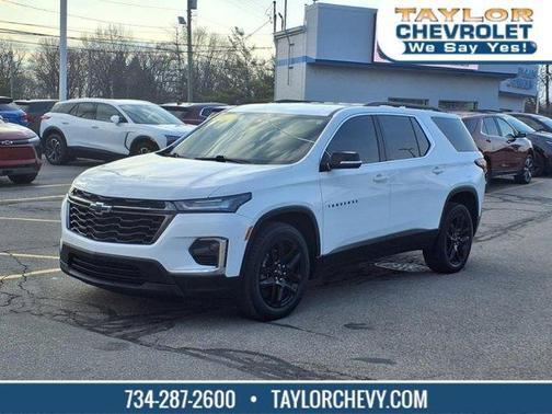 2022 Chevrolet Traverse LT Cloth