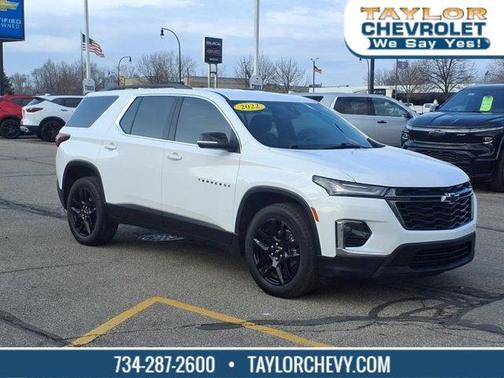 2022 Chevrolet Traverse LT Cloth