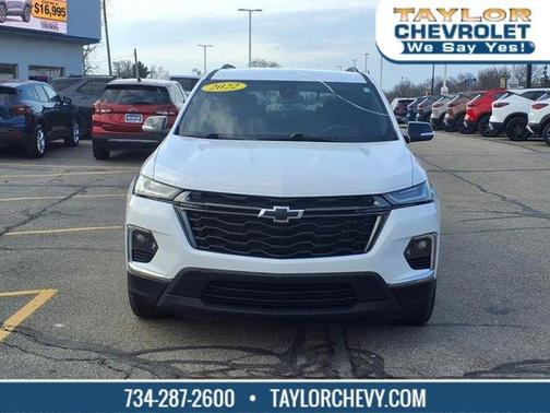 2022 Chevrolet Traverse LT Cloth