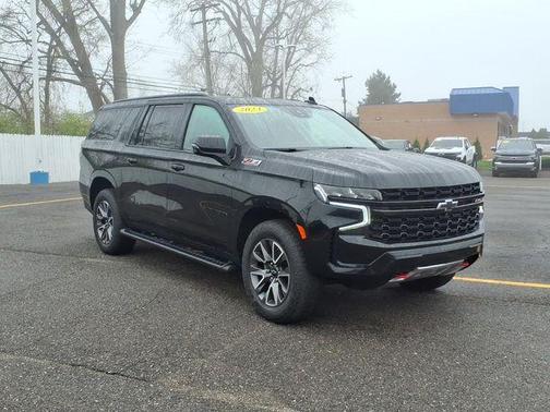 Black 2023 Chevrolet Suburban Z71