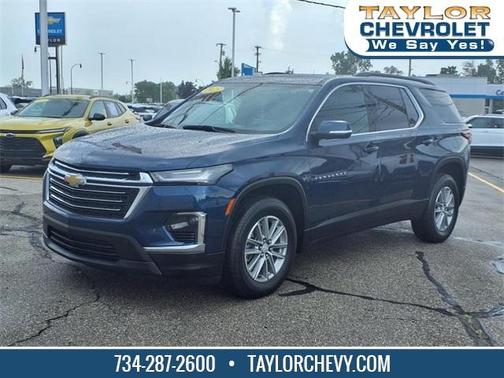 2023 Chevrolet Traverse LT Cloth