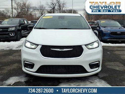 2024 Chrysler Pacifica Touring-L