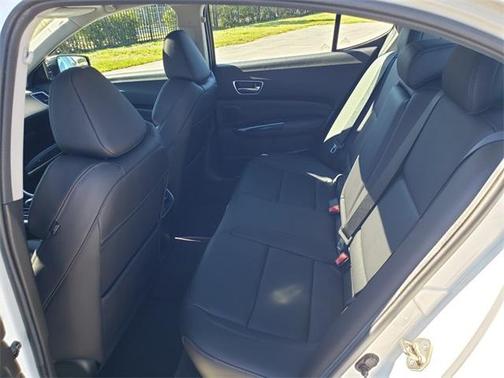 Photo 5 of 28 of 2020 Acura TLX Technology