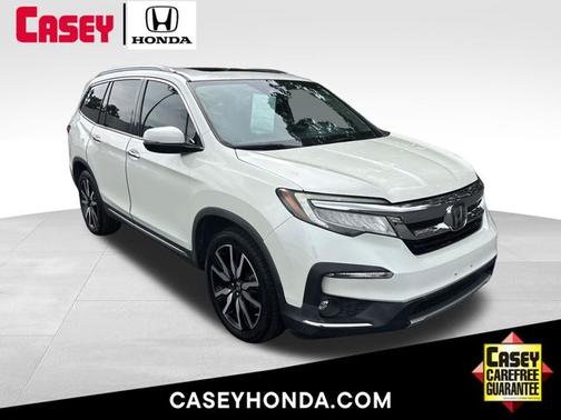 White Diamond Pearl 2019 Honda Pilot Touring