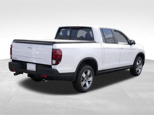 Platinum White Pearl 2026 Honda Ridgeline RTL