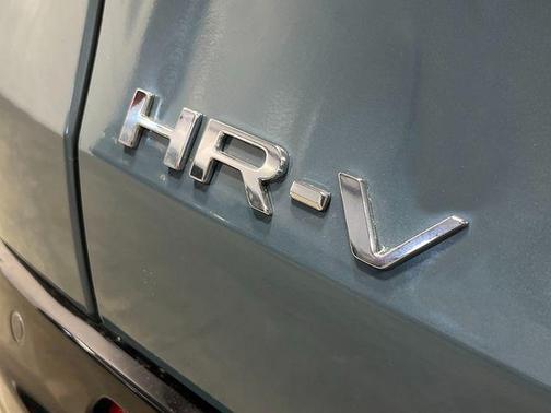 Misty Green Pearl 2027 Honda HR-V EX-L