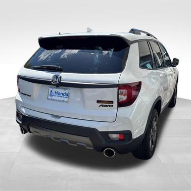 Platinum White Pearl 2023 Honda Passport AWD TrailSport
